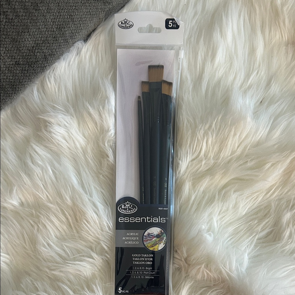 Royal & Langnickel Gold Taklon 5 pc brushes